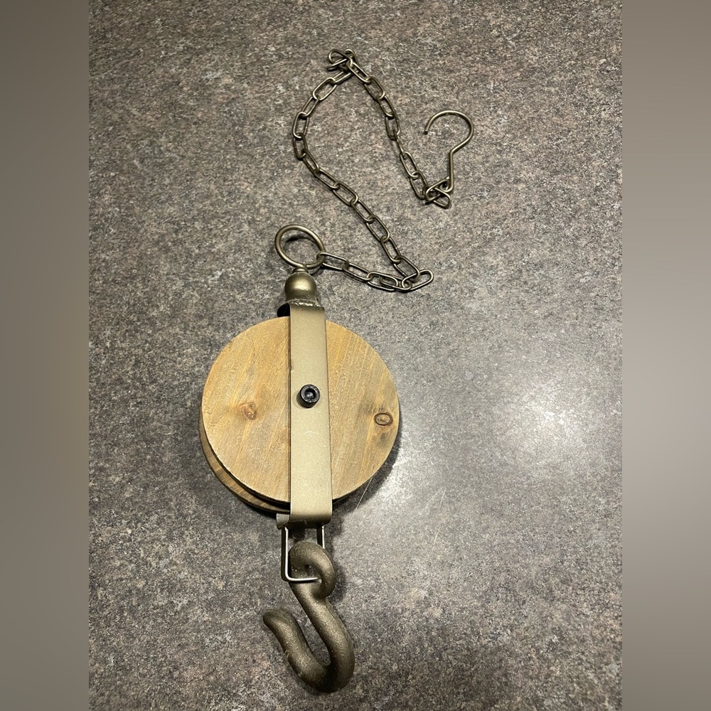 Décorative rustik Wooden Pulley with Chain and Hook